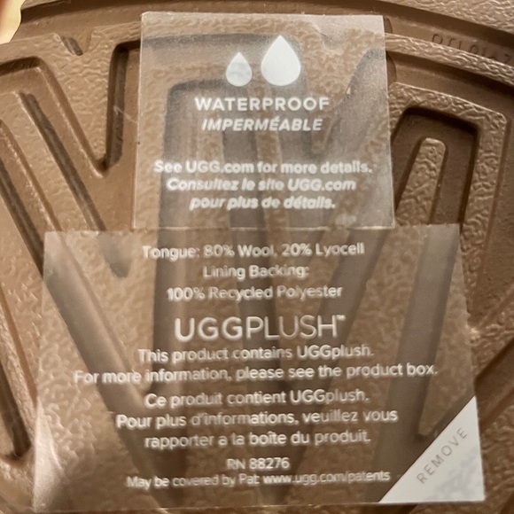 NWT UGG Women’s Tan WaterProof Hiking Boot size 7 s/n 1130772 - Picture 8 of 15